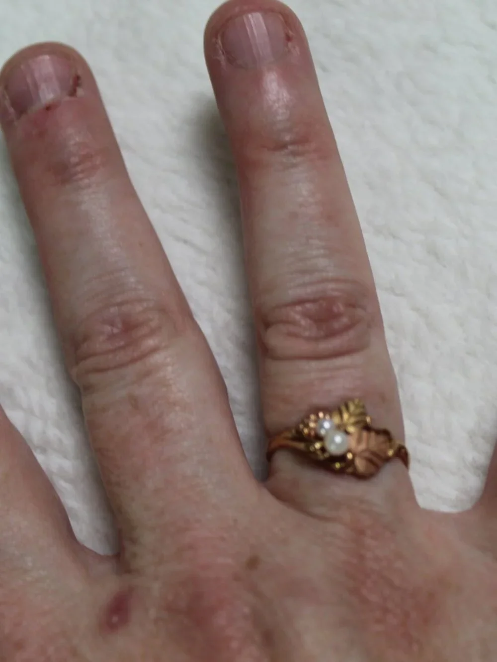 CCO Coleman Company 10K Two Toned Gold Double Pearl Ring Grape Leaves Size 7.5